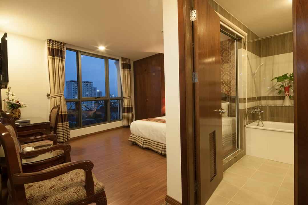 Bán Khách Sạn Đường Trần Trọng Cung Liền Kề Vincom Q7.