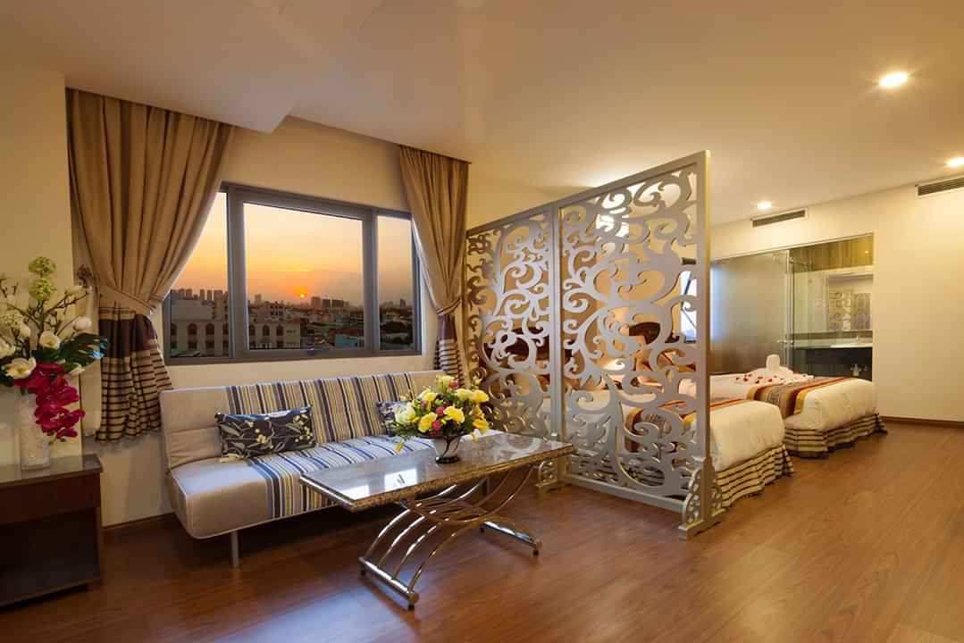 Bán Khách Sạn Đường Trần Trọng Cung Liền Kề Vincom Q7.