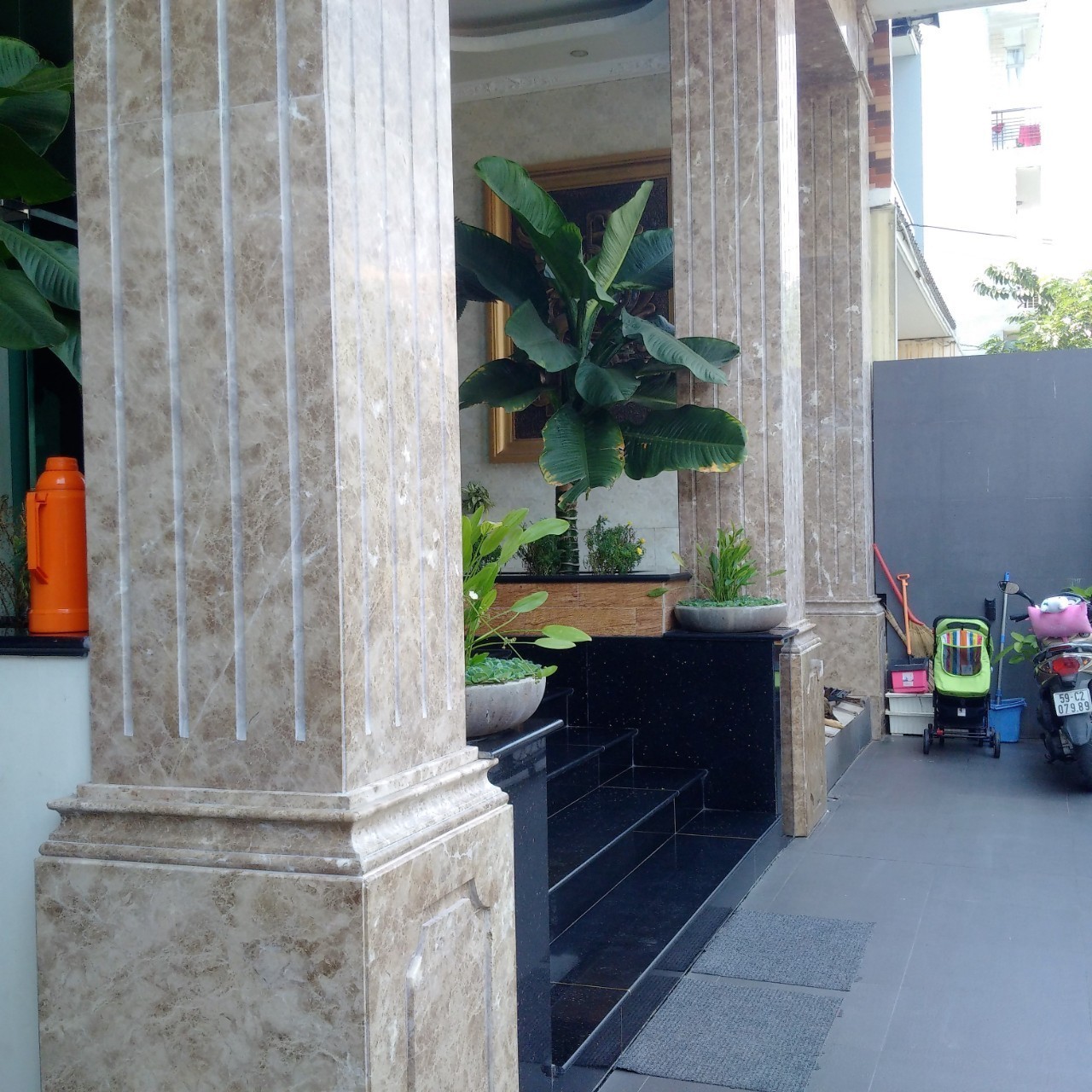 Bán Tòa Nhà Moon Palace Đường Số 41 Quận 7