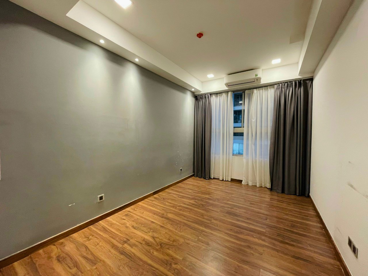 Bán Căn Hộ Cao Cấp Midtown M6 The Symphony Lầu 5 Full Nội Thất